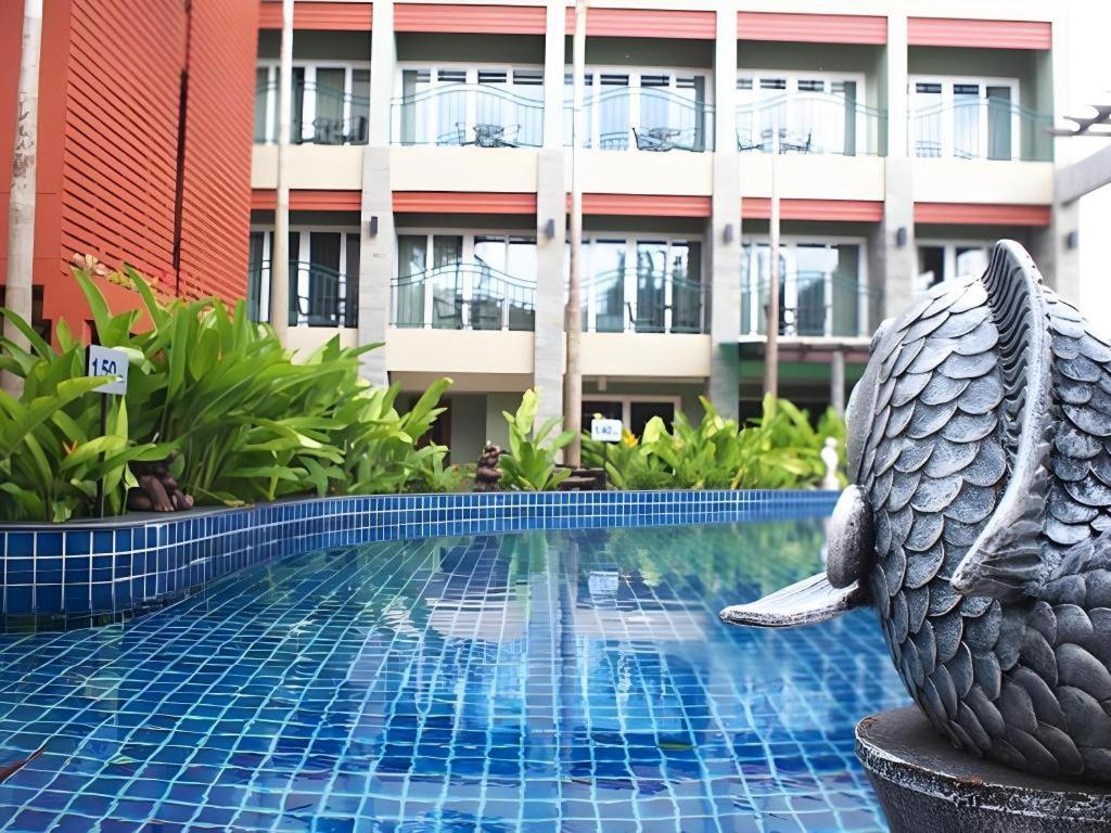 Phuket Ecozy Hotel Exterior photo