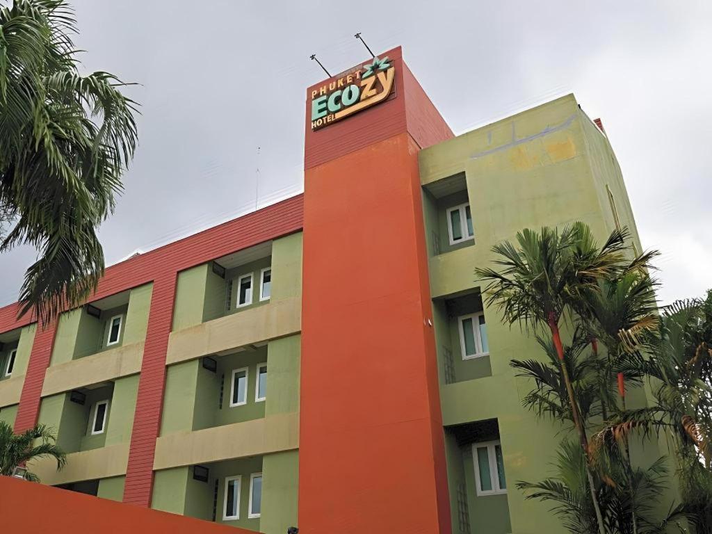 Phuket Ecozy Hotel Exterior photo