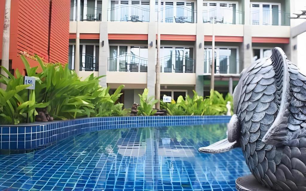 Phuket Ecozy Hotel Exterior photo